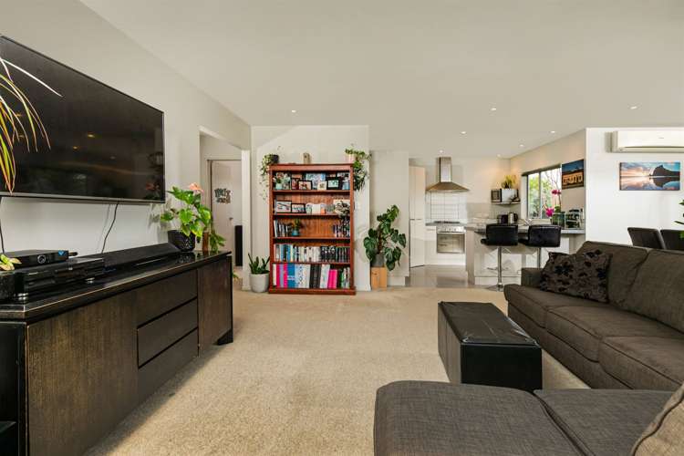 48 Makora Road Massey_5