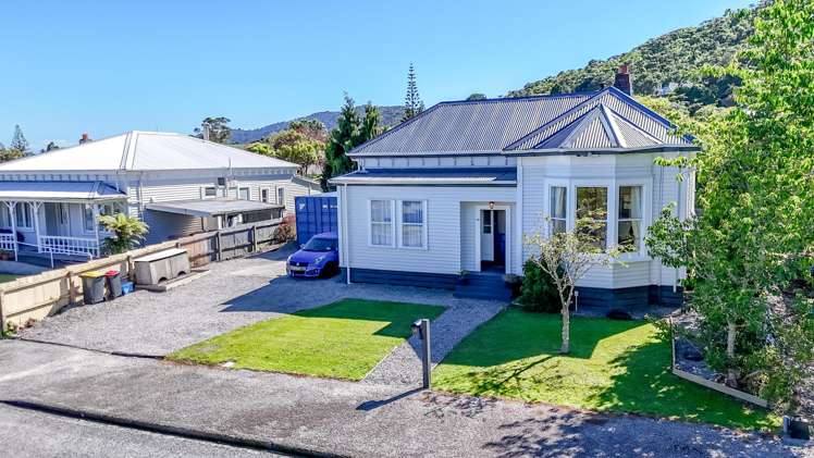19 Winnie Street Greymouth_30