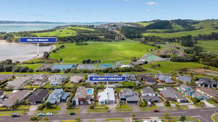 85 Liberty Crescent Beachlands_29