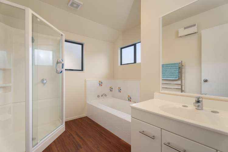 7 Myers Grove Churton Park_16