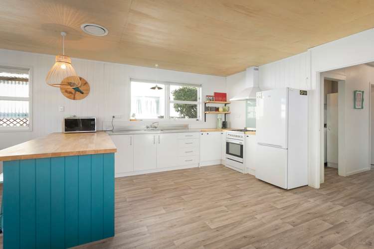 34 Ocean View Road Waihi Beach_7