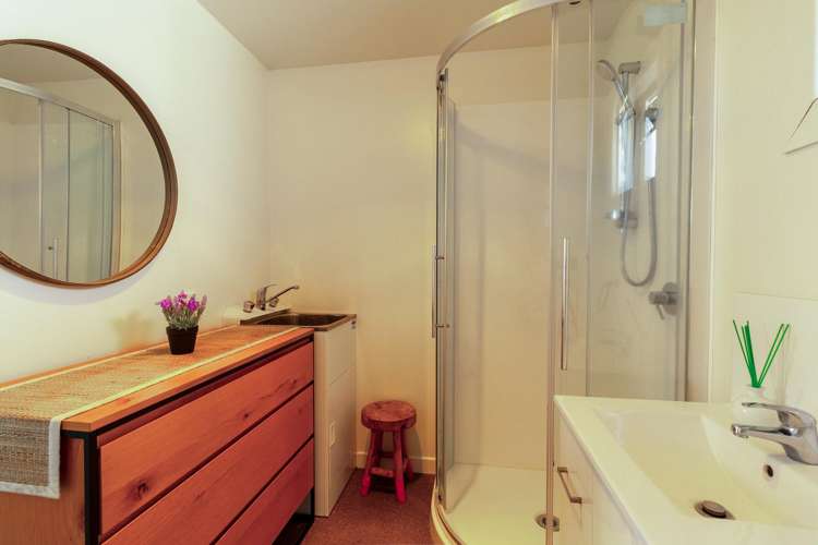 11 Tupara Crescent Kawaha Point_35