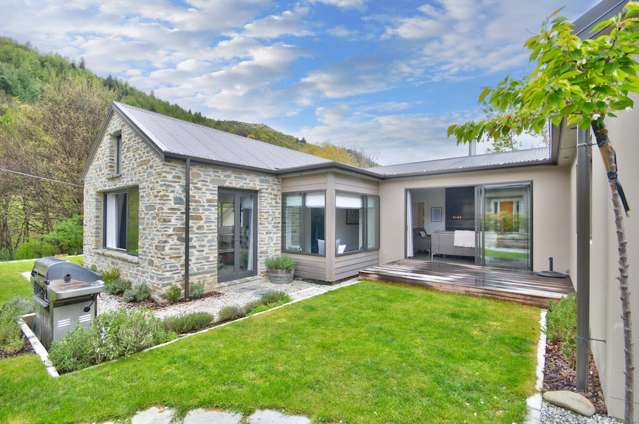 54 Norfolk Street Arrowtown_1