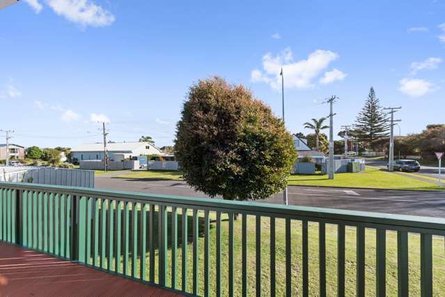 8 Maranui Street Mount Maunganui_1