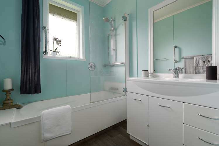 5 Tebbs Lane Gate Pa_14