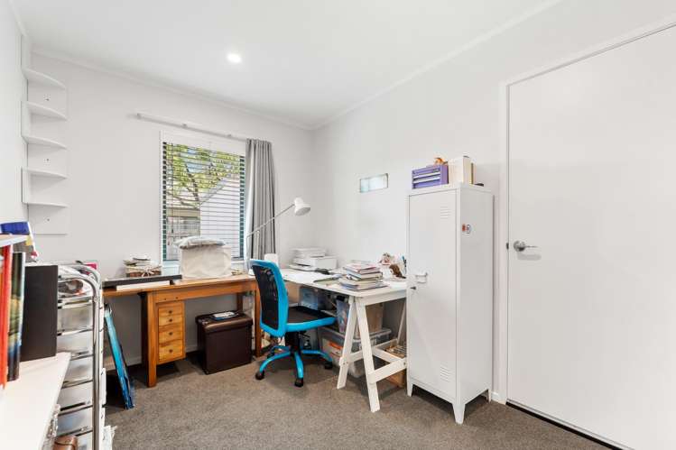 1/12 Knott Road Stanmore Bay_13