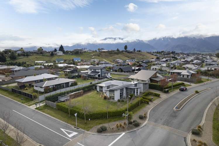 13 Timsfield Drive Lake Hawea_21