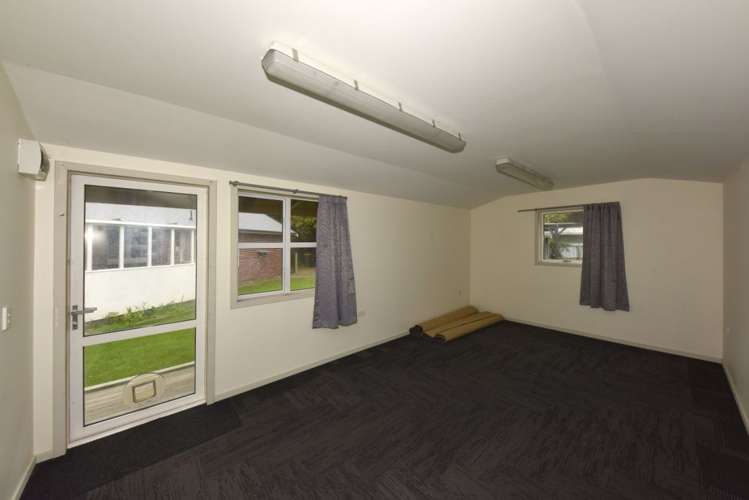 15 Haig Place Woolston_17