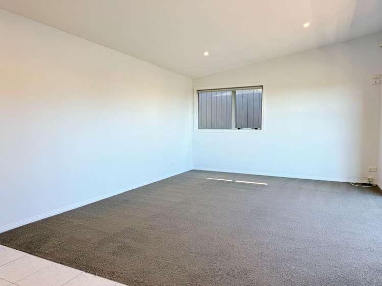 282 Glamorgan Drive Northcross_2