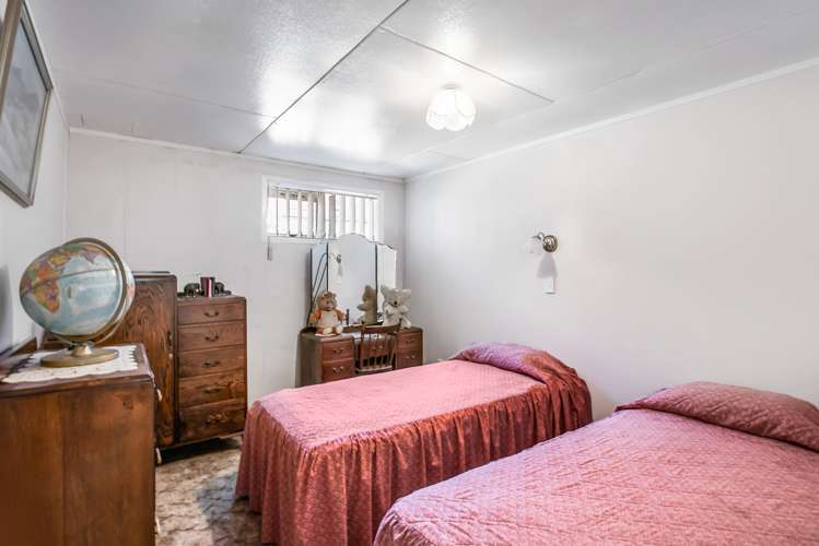 73 Bradbury Road Botany Downs_11