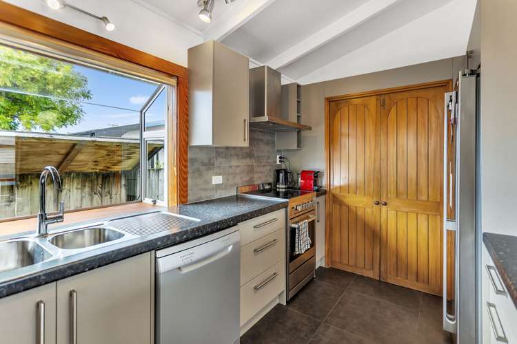 45 South East Highway Whitianga_4