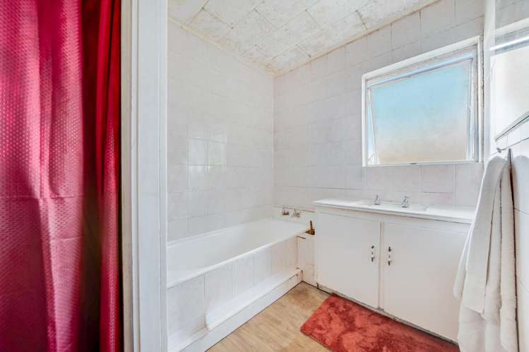 7 Damian Way Manurewa_9