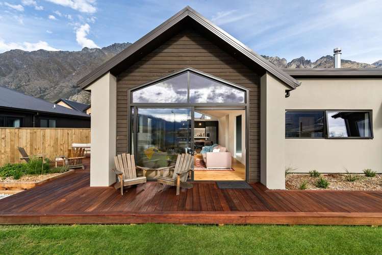 66 Spur Ridge Rise Jacks Point_25