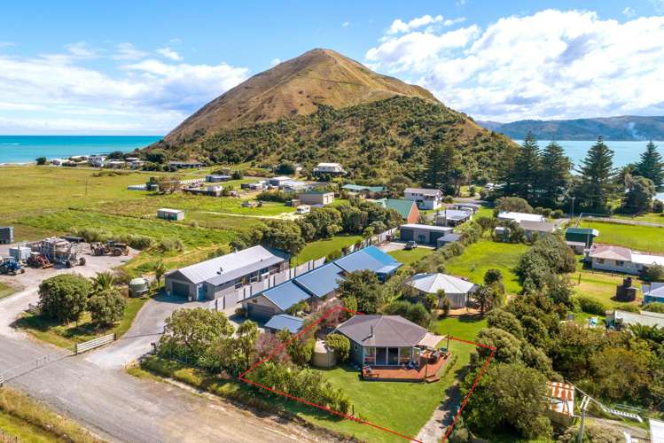 86 Fortescue Street Māhia Beach_22