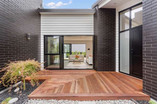 CLASS, COMFORT & CONTEMPORARY DESIGN