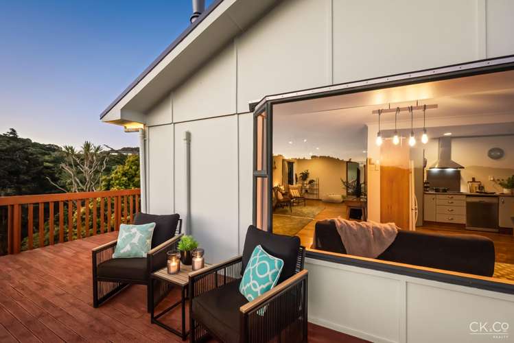 24 Titiro Moana Road Korokoro_21