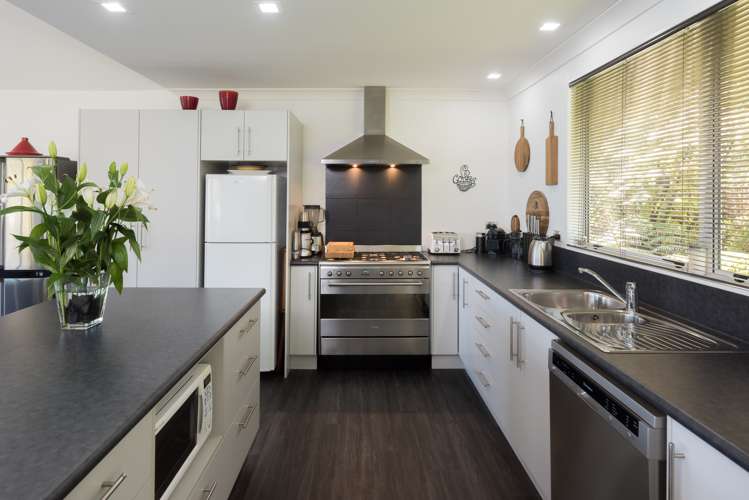 16 Lawrence Road Kenepuru Sound_4