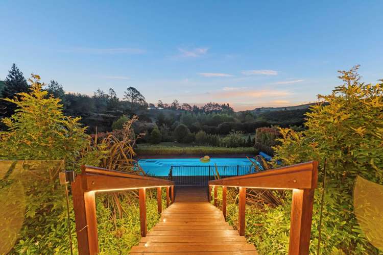 133 Chamberlain Road Bombay_14