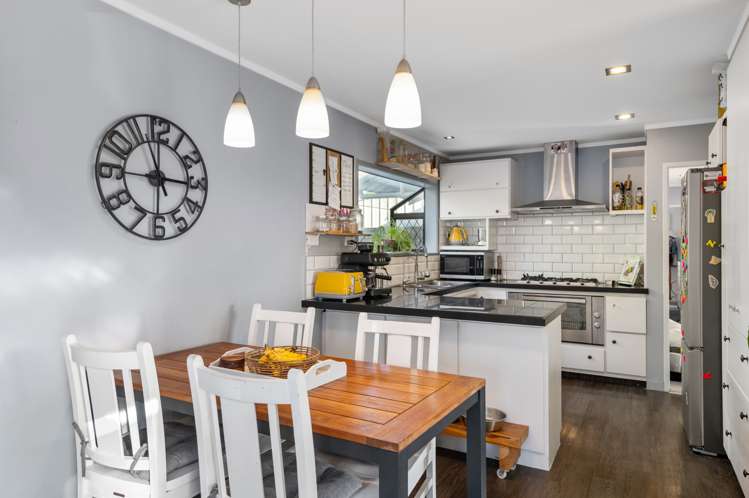 52 Bongard Street Gate Pa_8