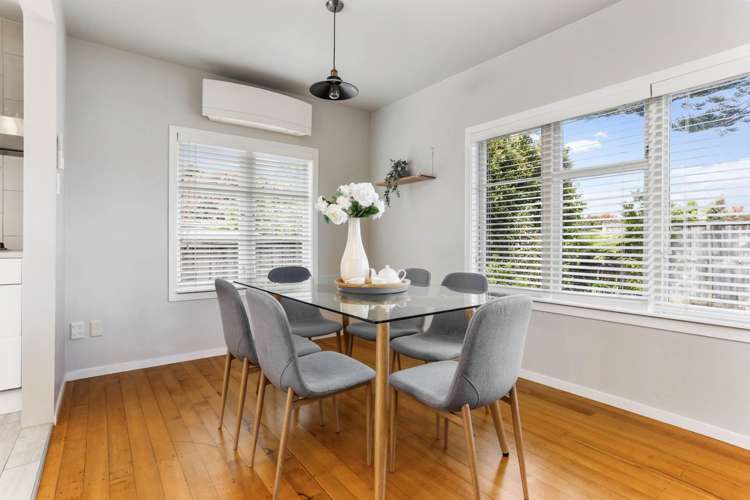 194 Te Atatu Road Te Atatu South_6