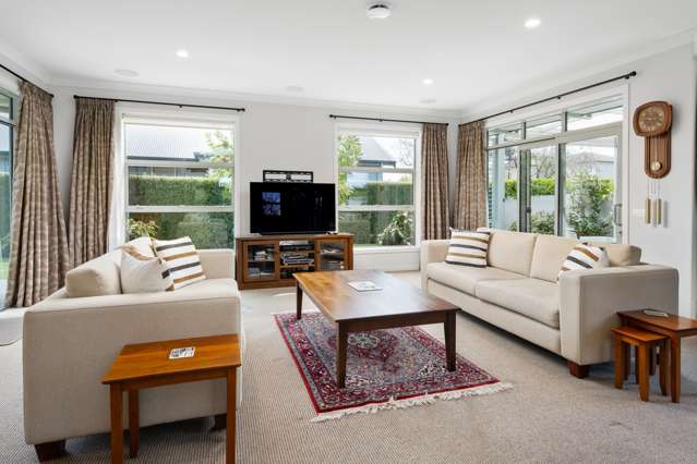 7 Covent Gardens Springlands_1