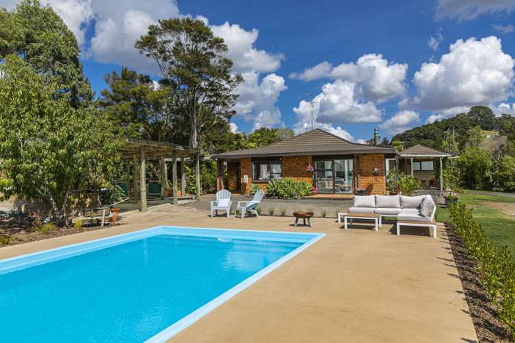 327 Upper Waiwera Road Puhoi_24