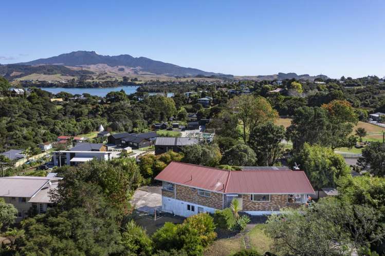 20 East Street Raglan_9