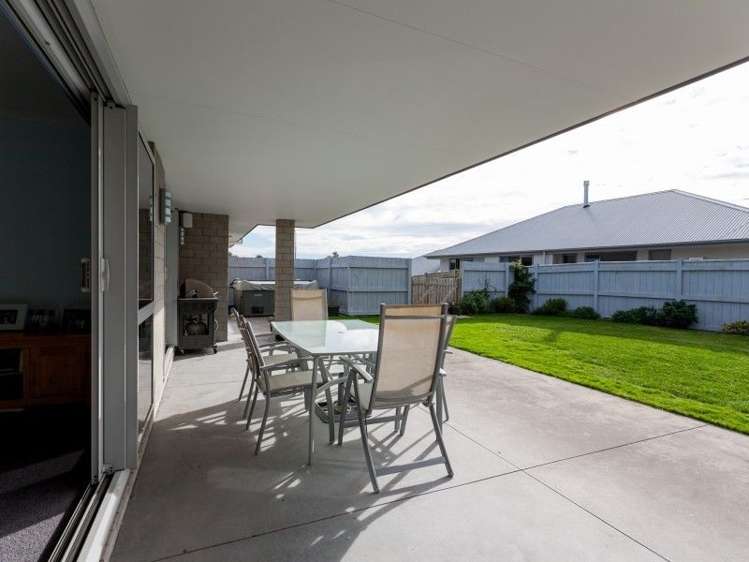 2 Margaret Alice Close Whalers Gate_29