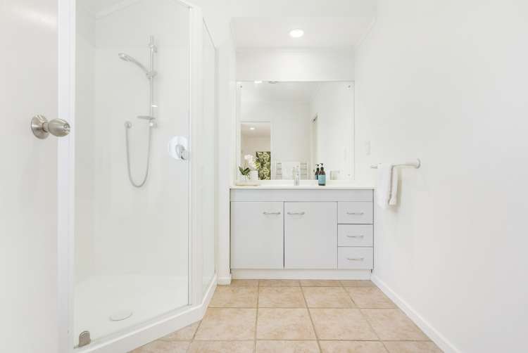 2/67 Andrew Road Howick_21