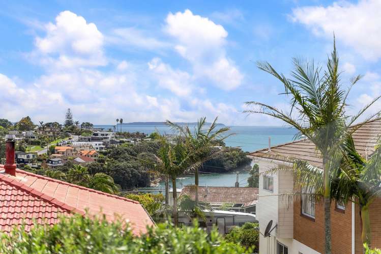 9a Folkestone Street Murrays Bay_13