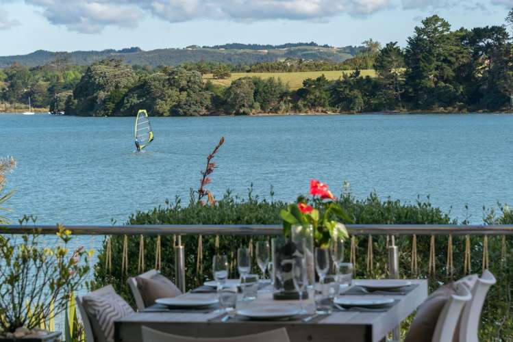 49 Pohutukawa Avenue Cockle Bay_13