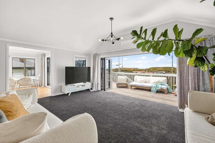 4 Oceanbeach Road Mt Maunganui_14