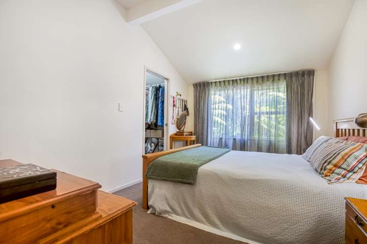 11 Lemnos Place Titirangi_11