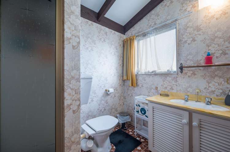 2/3 Exeter Street Stoke_18