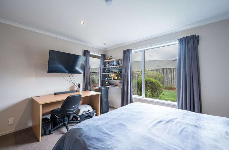 4 Romney Close Richmond_15