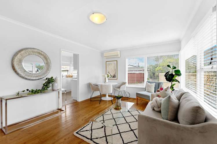 2/22 Evelyn Place Hillcrest_13