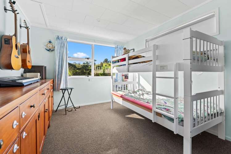 10 Oxford Street Whakapirau_13