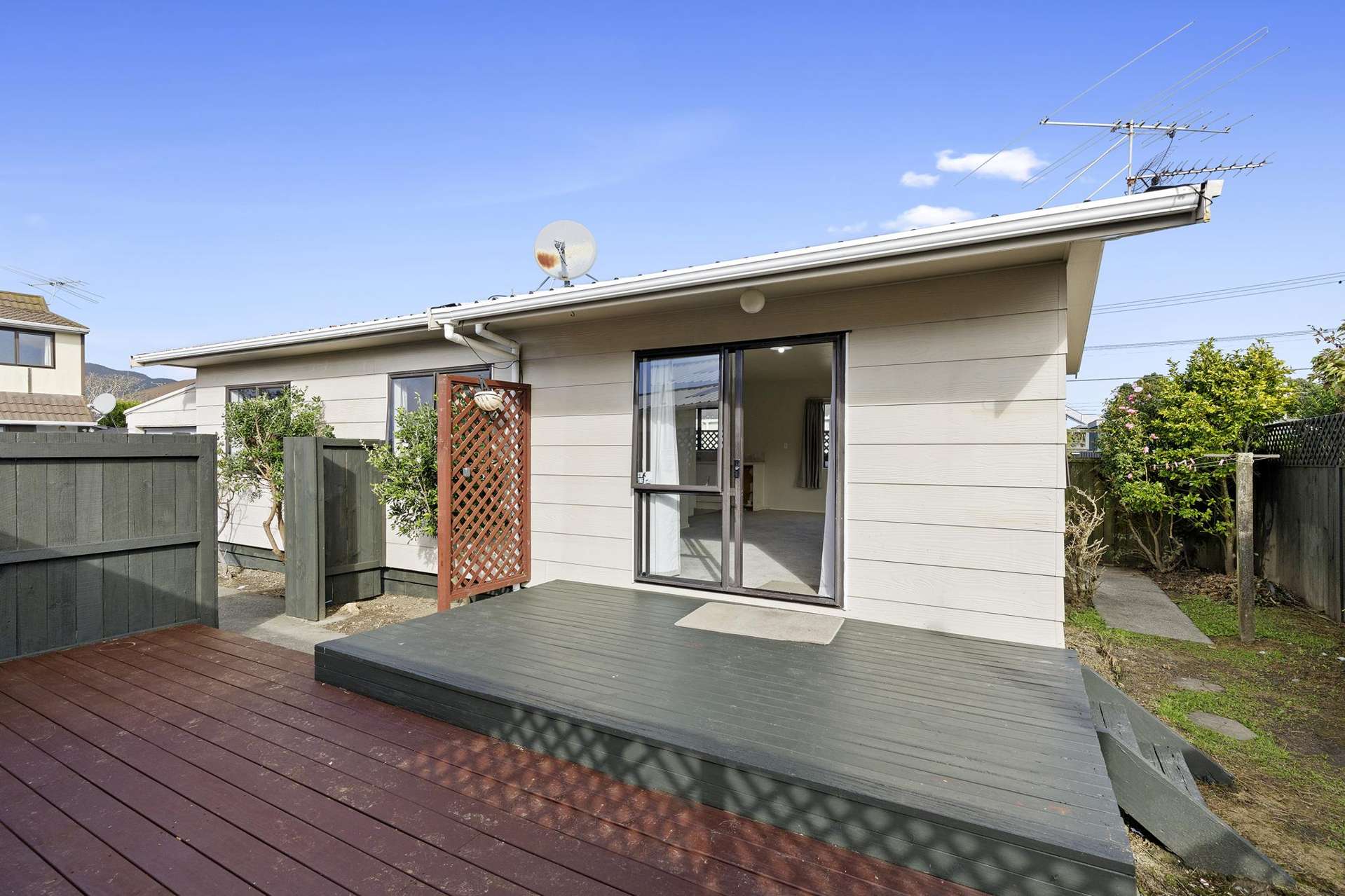 2/65 Wakefield Street Alicetown_0