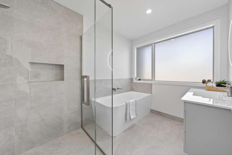 63 Sir Bob Charles Drive Masterton_10