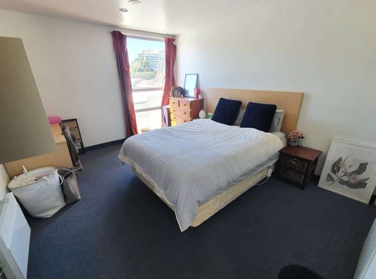 12/27 Hanson Street Mount Cook_10