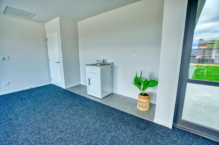 51 Ashley Drive Paroa_31