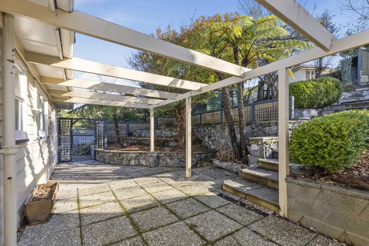 15a Romney Square Tawa_14