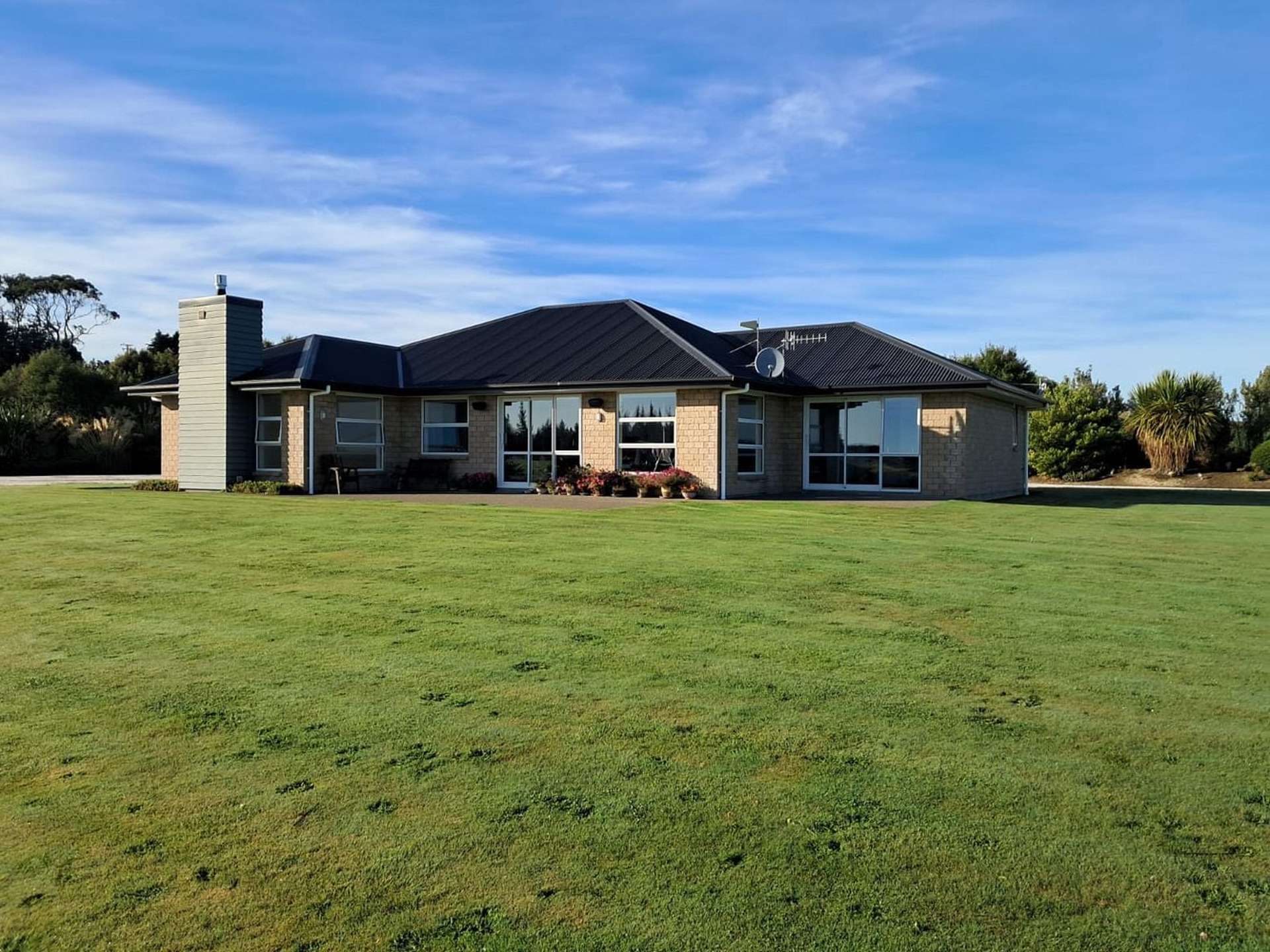 461 Cross Road Pebbly Hill_0