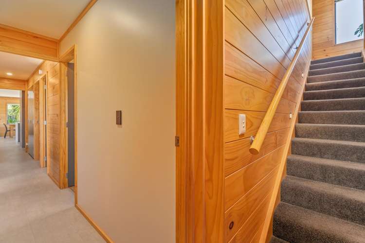 114 Kauri Crescent Matarangi_13