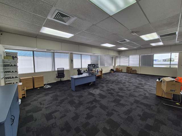 9/295 Lincoln Road Henderson North_1