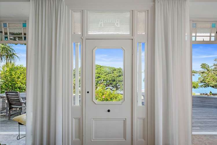 8 King Edward Parade Devonport_49