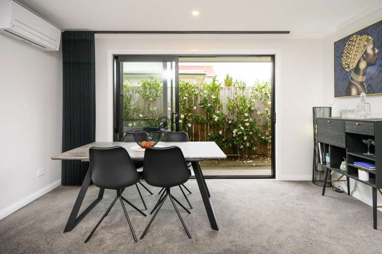 6 Ngaio Street West End_8