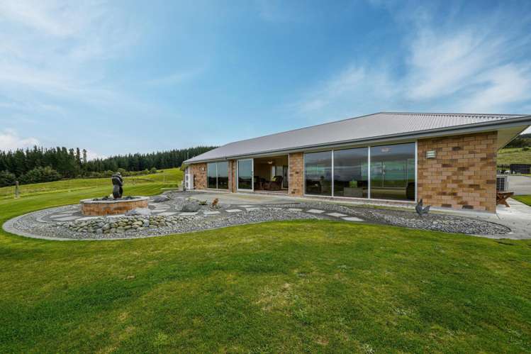 213 Copples Road_5