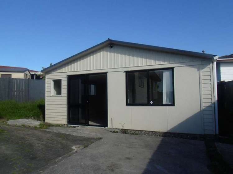 7 Bundena Place Clendon Park_10