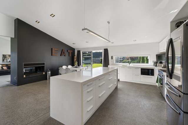51 Waikawa Beach Road Manakau_2